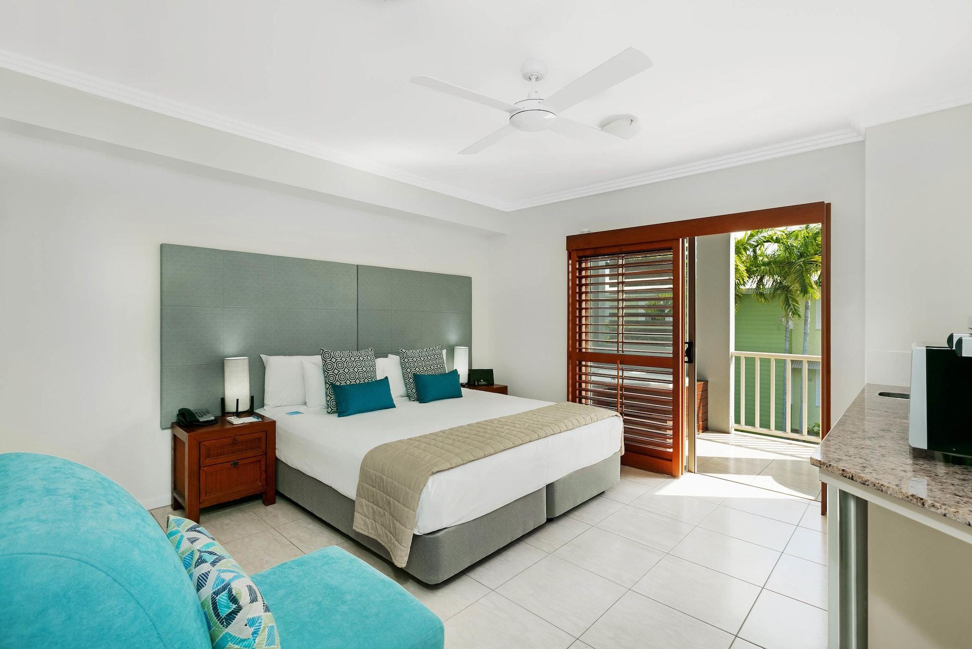 Aparthotel Mantra Aqueous On Port Port Douglas Exterior foto
