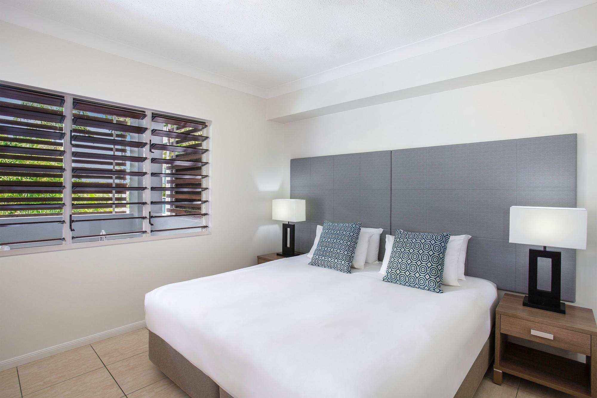 Aparthotel Mantra Aqueous On Port Port Douglas Exterior foto