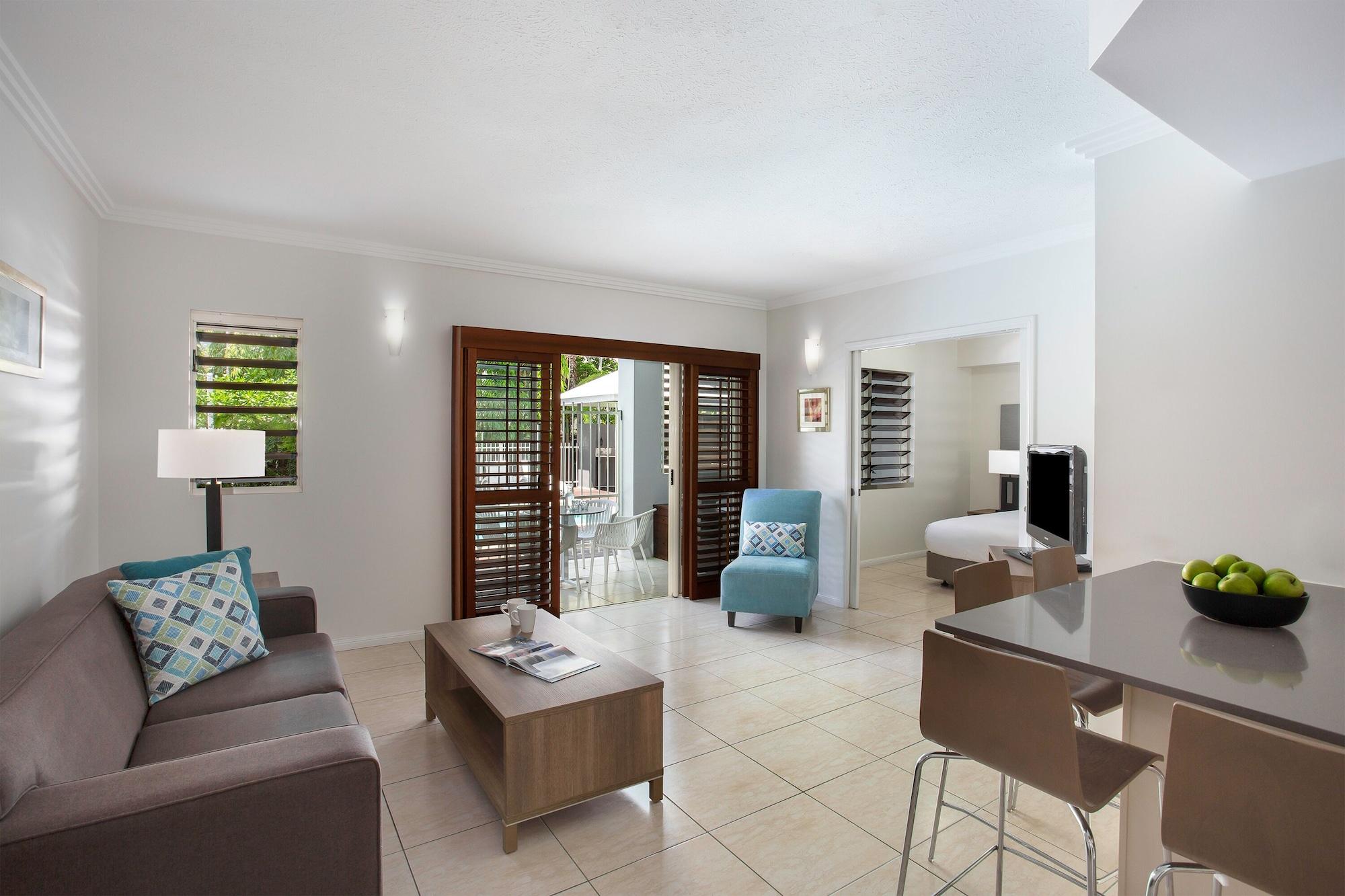 Aparthotel Mantra Aqueous On Port Port Douglas Exterior foto