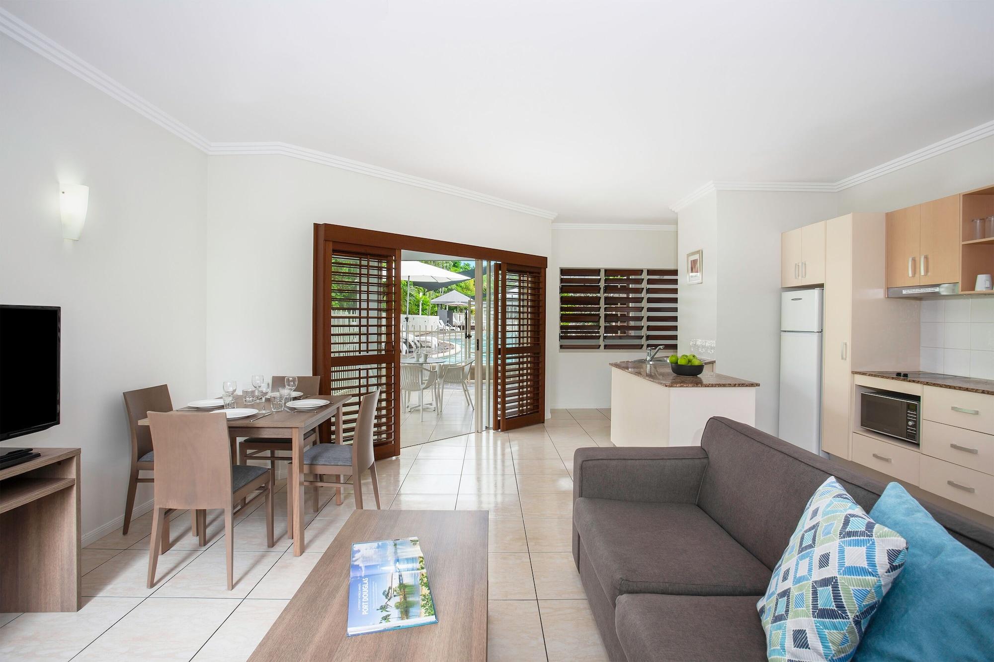 Aparthotel Mantra Aqueous On Port Port Douglas Exterior foto