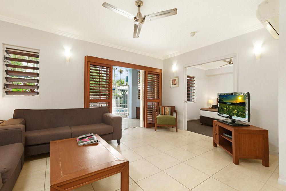 Aparthotel Mantra Aqueous On Port Port Douglas Exterior foto