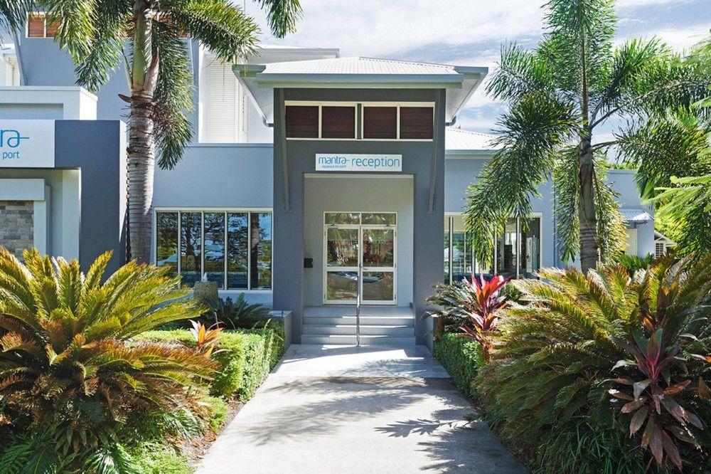Aparthotel Mantra Aqueous On Port Port Douglas Exterior foto