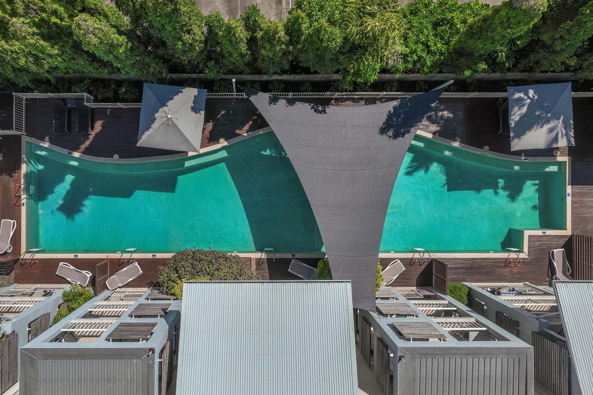 Aparthotel Mantra Aqueous On Port Port Douglas Exterior foto
