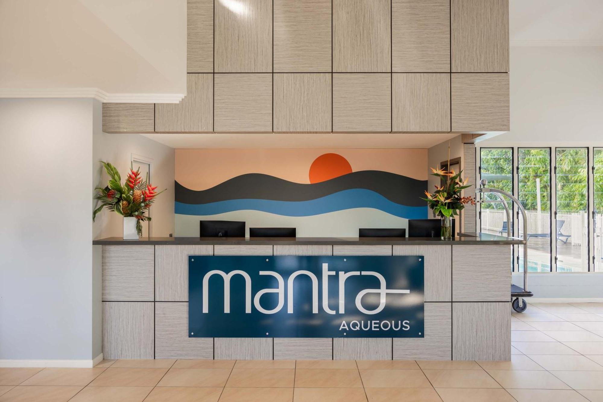Aparthotel Mantra Aqueous On Port Port Douglas Exterior foto