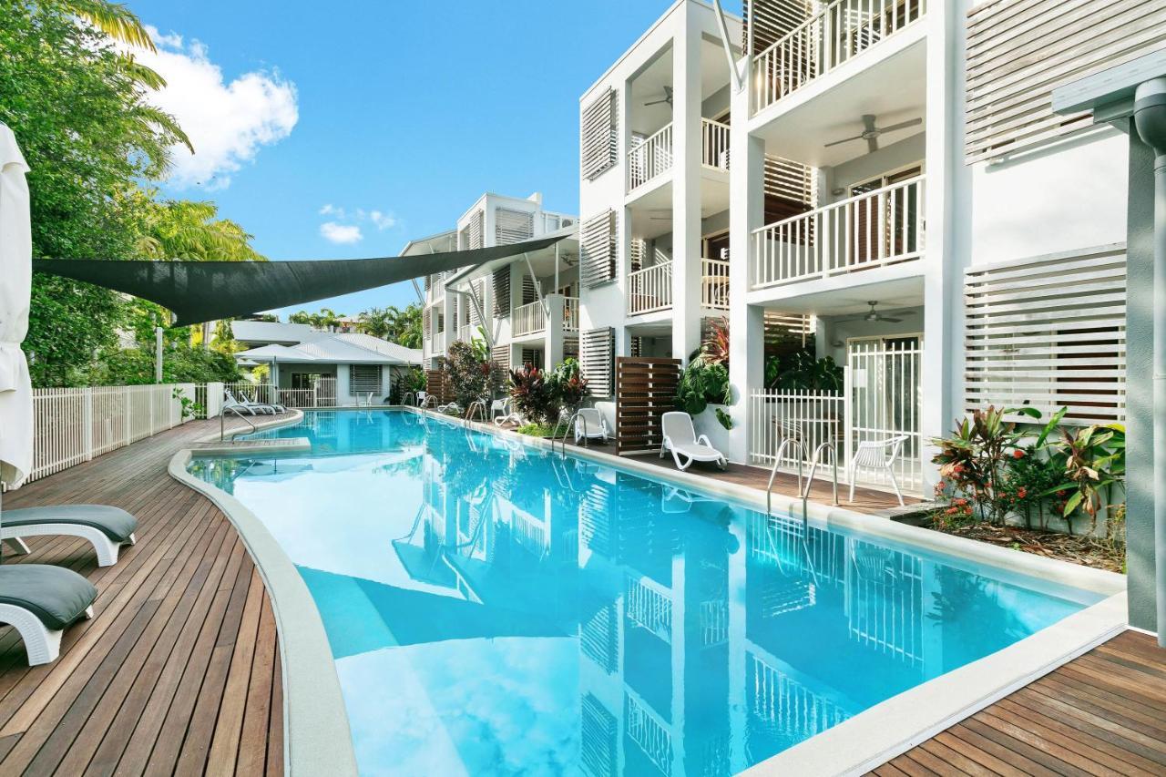 Aparthotel Mantra Aqueous On Port Port Douglas Exterior foto