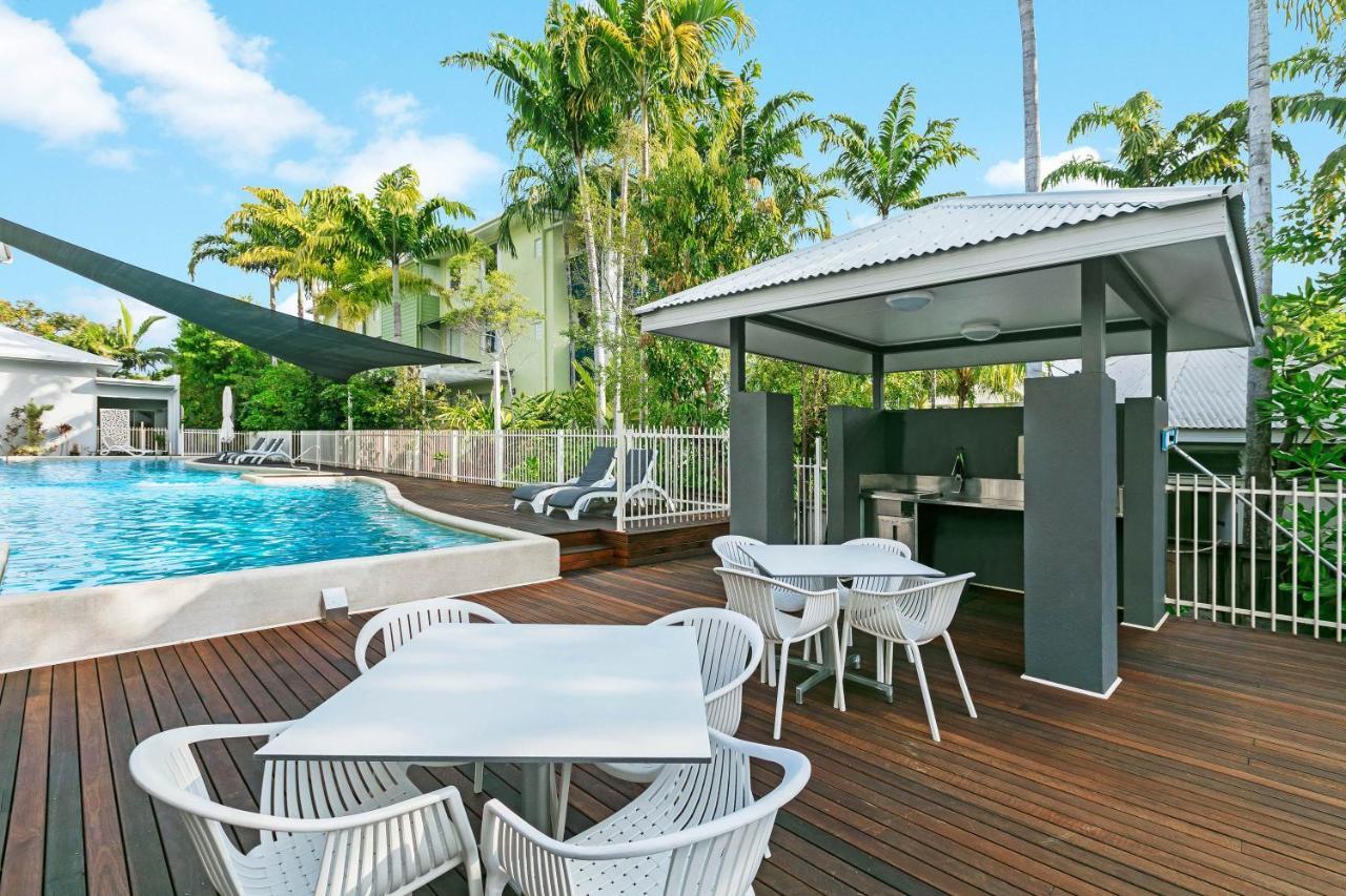 Aparthotel Mantra Aqueous On Port Port Douglas Exterior foto