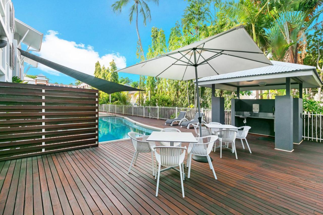 Aparthotel Mantra Aqueous On Port Port Douglas Exterior foto
